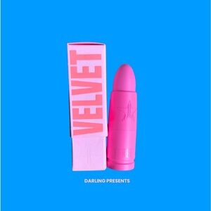 Jeffree Star Velvet Trap Lipstick Unisex Color Man Down